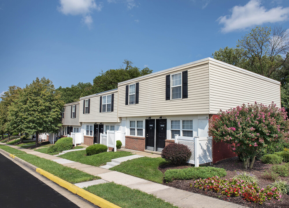 Fontana Village Townhomes in Rosedale, MD - Building Photo