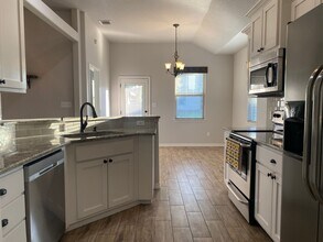 8530 Lamp Light Ct in Temple, TX - Building Photo - Building Photo