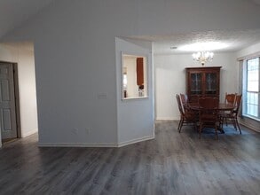 525 Longwood Ln in Peachtree City, GA - Building Photo - Building Photo