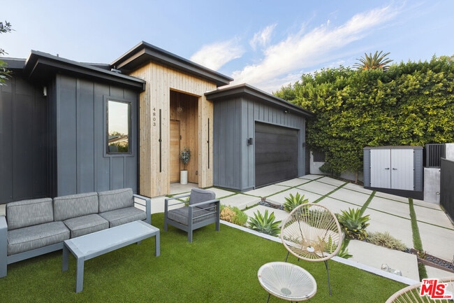 4803 Lemona Ave in Los Angeles, CA - Building Photo - Building Photo