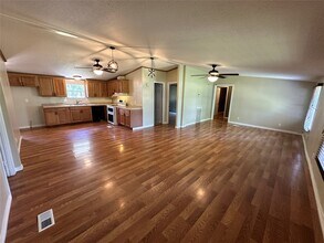 621 Kennings Rd in Crosby, TX - Building Photo - Building Photo