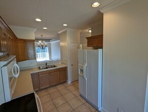 1492 Mulberry Ridge Dr in Newton, NC - Building Photo - Building Photo