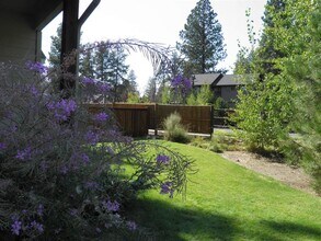 20113 Sekirk Mountain Way in Bend, OR - Building Photo - Building Photo