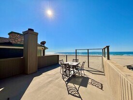 3949 Ocean Dr in Oxnard, CA - Building Photo