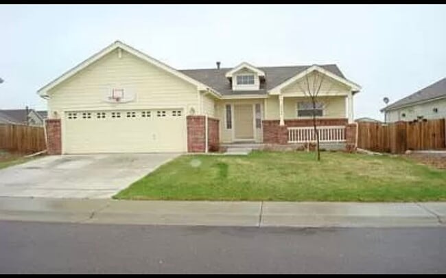 property at 5723 Prairie Cir