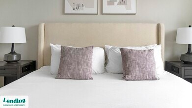 1906 Promenade Way, Unit 1327 in Jacksonville, FL - Building Photo - Building Photo