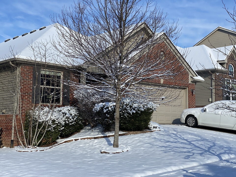 4128 Katherine Pl in Lexington, KY - Foto de edificio