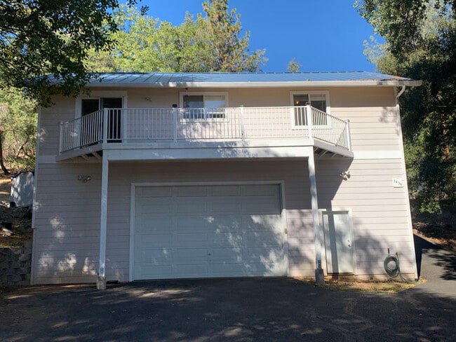3434 Paydirt Dr in Placerville, CA - Building Photo - Building Photo