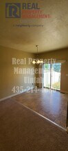 431 E Gray Fox Ln in Vernal, UT - Building Photo - Building Photo