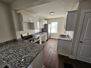 1719 Dawson St in Indianapolis, IN - Foto de edificio - Building Photo