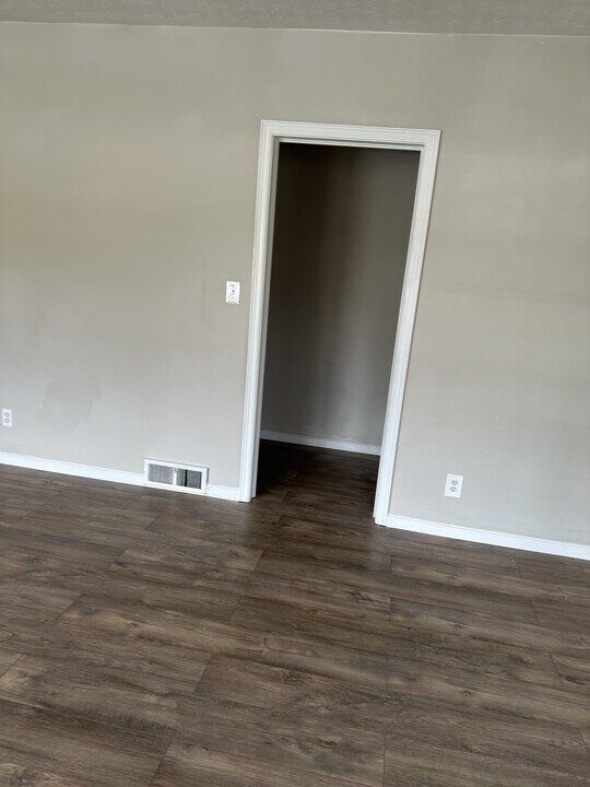 4225 McGinnis Ferry Rd in Alpharetta, GA - Building Photo