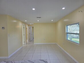 3633 SE 20th Terrace in Okeechobee, FL - Building Photo - Building Photo