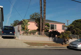 649 Pacific St in Santa Monica, CA - Building Photo - Building Photo