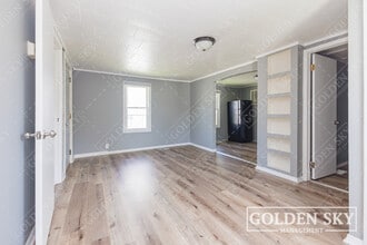 113 E 1st St in Alexandria, IN - Building Photo - Building Photo