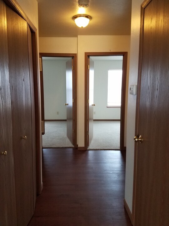 221 Tanglewood Dr in Goshen, IN - Building Photo