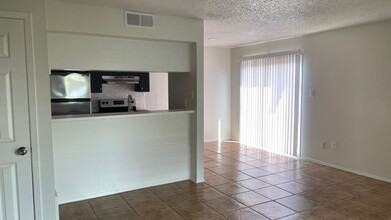 1705 Coronado Hills Dr-Unit -Unit A in Austin, TX - Building Photo - Building Photo