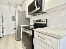 1849 S Bentley Ave in Los Angeles, CA - Building Photo