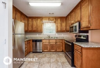 1686 Salem Mill Ct SE in Conyers, GA - Building Photo - Building Photo