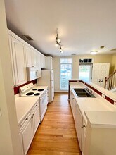122 Ellington Oaks Ct in Raleigh, NC - Building Photo - Building Photo