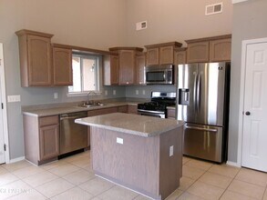 5532 Ignacio Frias Dr in El Paso, TX - Building Photo - Building Photo