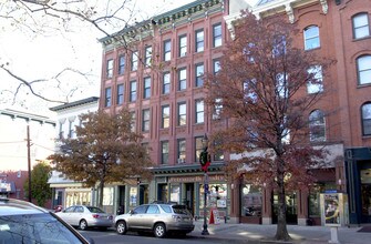 131 Washington St in Hoboken, NJ - Building Photo - Building Photo