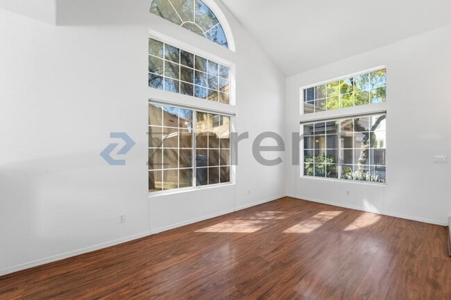 property at 17606 N 17th Pl