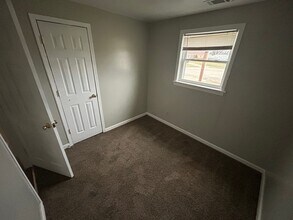 15 Pryor Ct in Brookville, OH - Building Photo - Building Photo