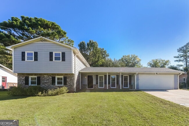 property at 1072 Martin Nash Rd SW