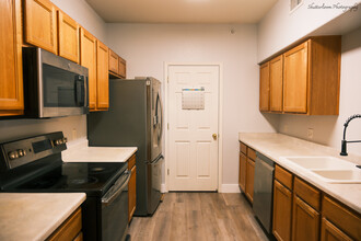 4451 S Ammons St, Unit 2-302 in Littleton, CO - Building Photo - Building Photo