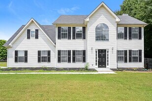 468 Grove Park Dr in Locust Grove, GA - Building Photo