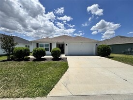 5822 Roudell Wy in the Villages, FL - Building Photo
