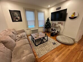 137 L St in Boston, MA - Building Photo - Building Photo