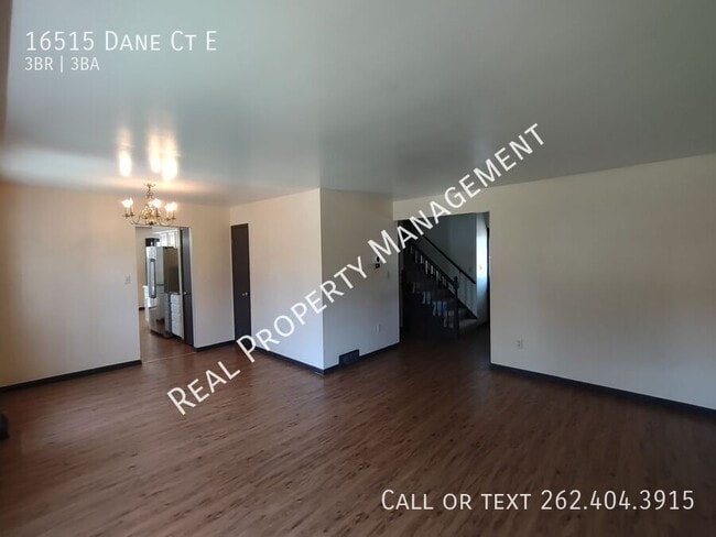 16515 Dane Ct E in Brookfield, WI - Building Photo - Building Photo