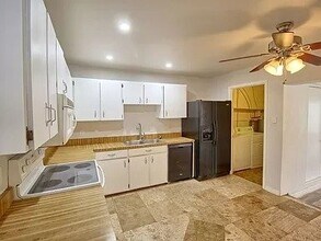 743 Hummingbird Ln in Orlando, FL - Building Photo - Building Photo