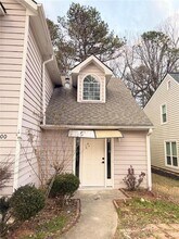 5400 Durham Ridge Ct in Lilburn, GA - Building Photo - Building Photo