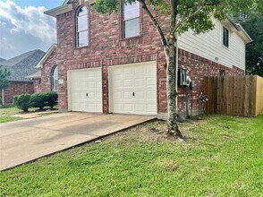 13715 Branford Greens Dr in Houston, TX - Building Photo - Building Photo