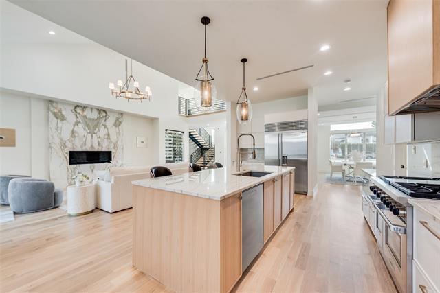 6411 Royal Ln in Dallas, TX - Building Photo - Building Photo