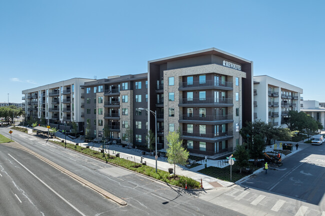 Revolve ATX in Austin, TX - Foto de edificio - Building Photo