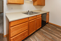 Wheatland Place Apartments in Fargo, ND - Foto de edificio - Interior Photo