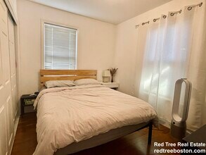 53 Myrtle St in Waltham, MA - Building Photo - Building Photo