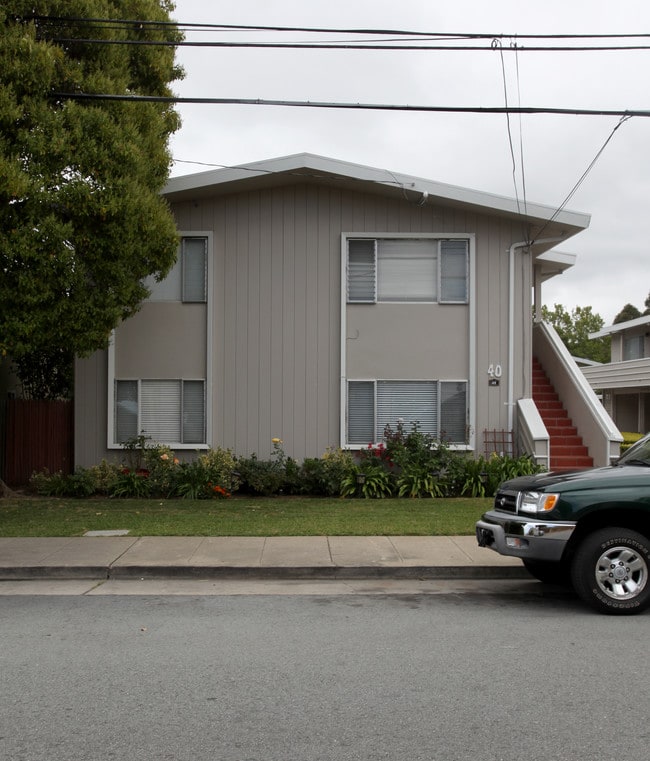 40 E 40th Ave in San Mateo, CA - Foto de edificio - Building Photo