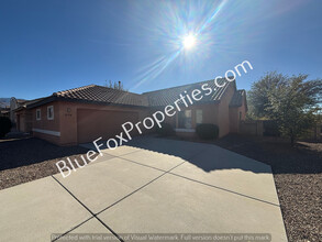 270 E Shore Cliff Pl in Oro Valley, AZ - Building Photo - Building Photo