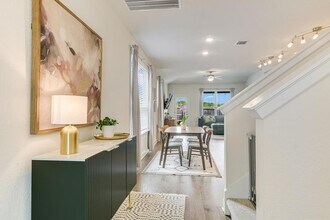 8607 McKamy Dr in Austin, TX - Building Photo - Building Photo