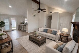 418 S Las Vegas Trail in White Settlement, TX - Building Photo