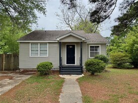 900 Courtney St in Mobile, AL - Building Photo
