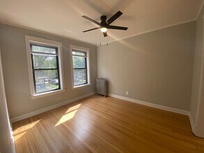 1320 W Waveland Ave in Chicago, IL - Building Photo - Building Photo