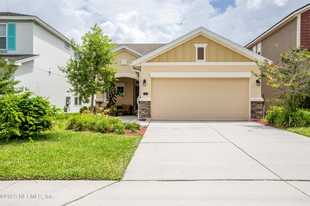 368 Cameron Dr in Nocatee, FL - Foto de edificio