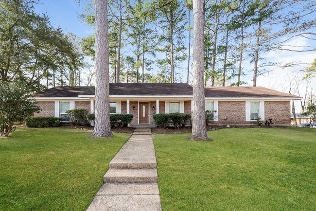 property at 52 Crossgates Dr