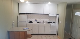 Sleepy Hollow Apartments in Spokane, WA - Building Photo