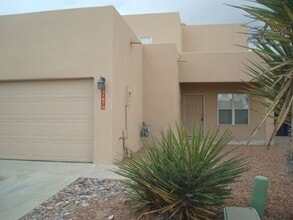 3187 Athenian Way in Las Cruces, NM - Building Photo - Building Photo